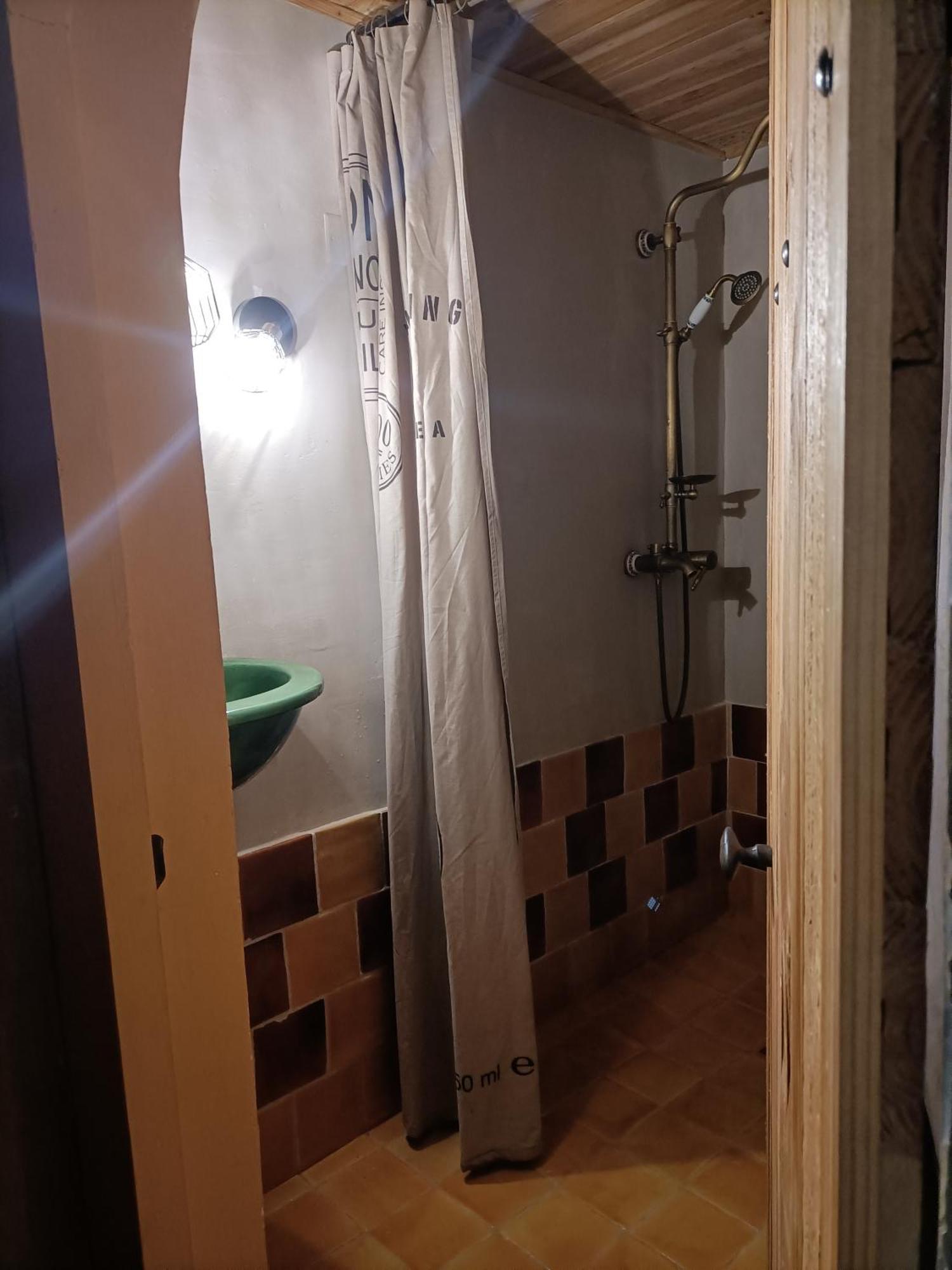 À l'étape des jeunes randonneurs Saignon Exterior foto